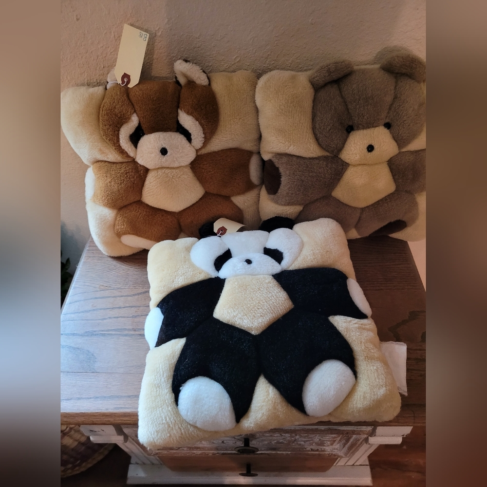 Bear pillow set